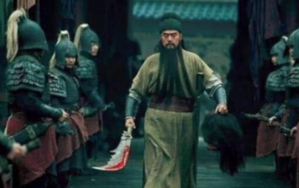 曹操的一生，杀了两个不该杀的人