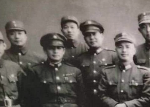 他被称为瘸腿将军，张灵甫的腿到底经历了什么？