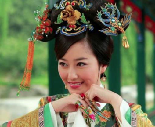 和裕皇贵妃36岁入宫生育了皇长子，活了74岁