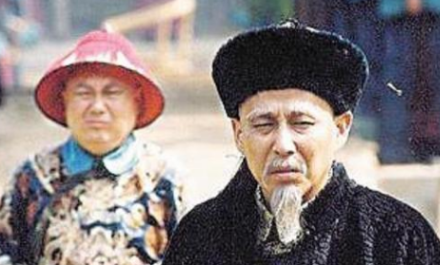 康熙第一次废太子胤礽时，说忍了他20年的事情指的是什么？