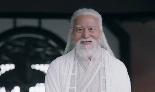 倚天屠龙记一再翻拍，郭襄和张三丰为何显得无足轻重？