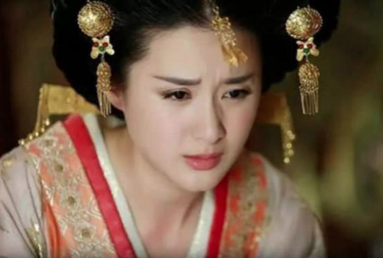 西晋皇后羊献容：唯一当了6次皇后的女人，出嫁时礼服为何着火？