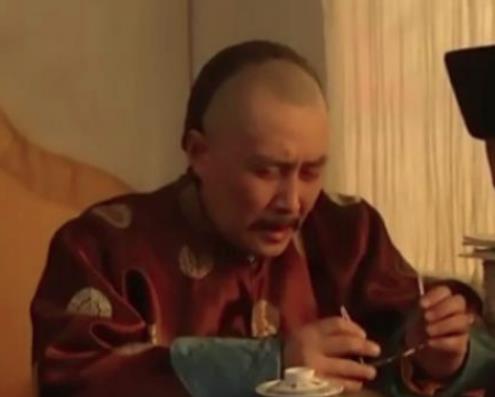 雍正皇位为何没给长子弘时而是给了弘历？