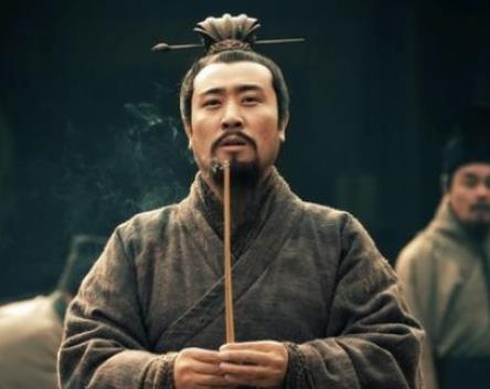 曹操最怕的人不是吕布，到底是谁？