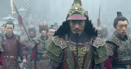 古代打仗时第一排士兵明知凶多吉少 士兵们为什么还要冒死冲上去