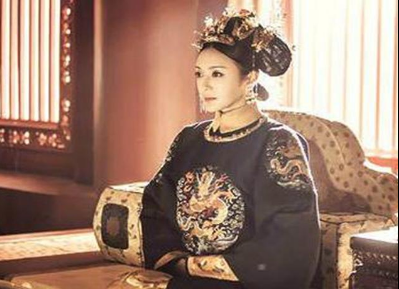 富察皇后的父亲叫李荣保 为什么她却不姓李呢