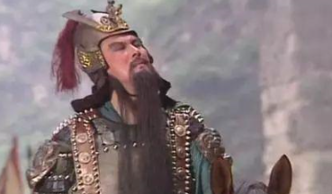 “华容道义释曹操”突显关二爷了义薄云天，但历史上确并非如此！