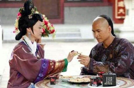 德妃为什么会宁愿自尽也不要雍正给的太后之位？原因是什么