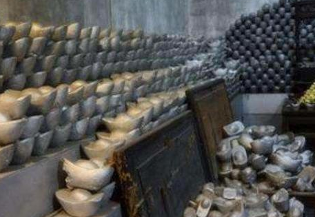 乾隆皇帝到底做了什么事情 为何官场腐败一发不可收呢