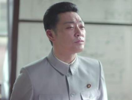 《奔腾年代》冯仕高最后和谁在一起了？