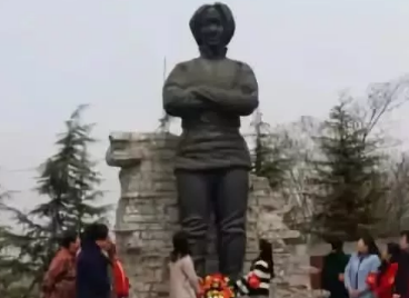 这个女人被日军俘虏，死前提出一个要求，日本老兵答应后说后悔