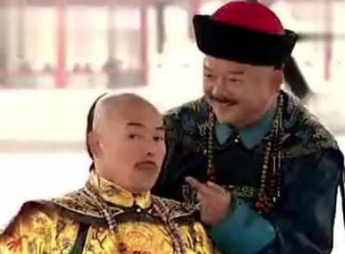 嘉庆抄和坤家时，他拿出乾隆的保命遗诏后却自缢了