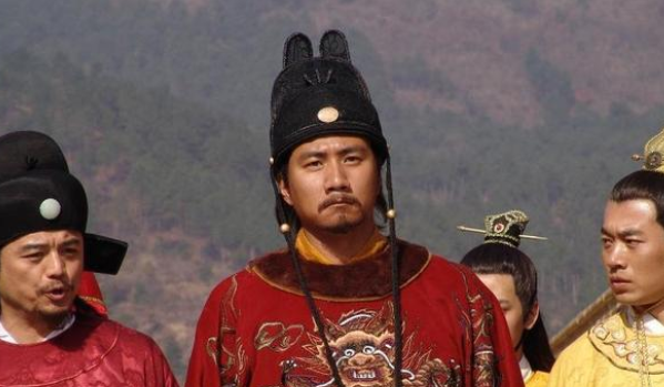 朱元璋有26子,为什么没人敢和朱标争夺太子位,就连朱棣都要选择隐忍?