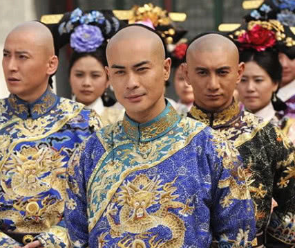 他是康熙最长寿的一位儿子 七十多岁了还在被重用