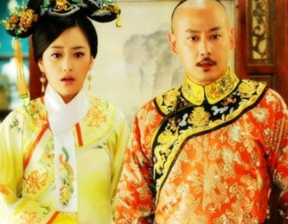和珅与慈禧两人相差了将近半个世纪 为什么后人会将他们联系一起呢