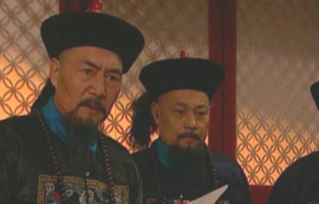 位及人臣的张廷玉雍正许他配享太庙，是怎么一步步走到孤独老死的？
