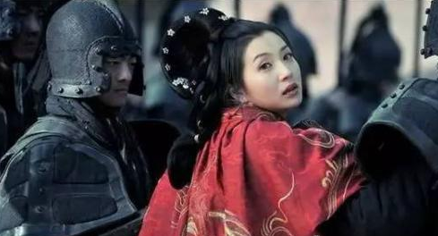 吕布于临杀前大喊7字,本可改写为三国历史,曹操听到后竟没有重视?