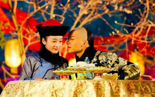 清朝容貌秀丽的一对姐妹花同时嫁给皇帝，为什么皇帝看到她们就心烦？