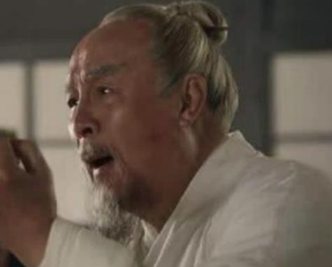曹操害怕华佗开颅，华佗到底是怎么死的？