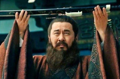 刘邦和李渊七年就能统一天下为什么曹操不行？曹操的能力怎么样？