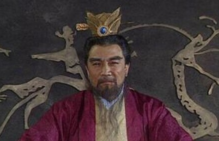 曹操为何要杀死自己的儿媳妇？原来是想给儿子提个醒！