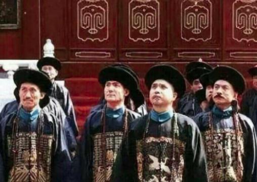 清朝名臣王士俊，雍正观察了他三年才得以重用