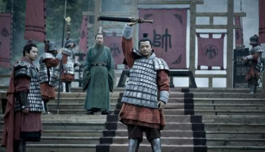 刘邦为什么杀了韩信还要夷他三族？韩信死前说了什么？