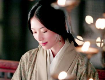 三国一太后放着自己的儿子不立，却立侄子为帝