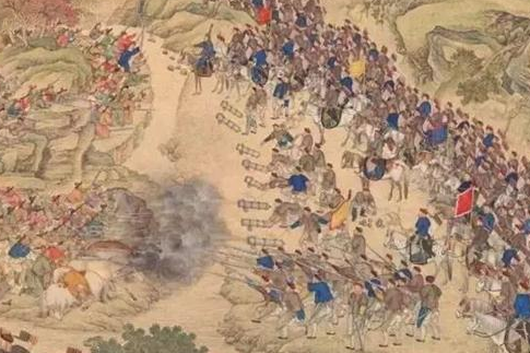左宗棠为何能在一年半之内收复新疆？而康熙三代却花了半个世纪？