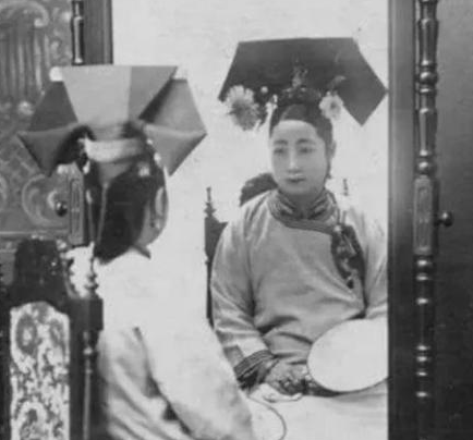 清朝灭亡后满族人纷纷改姓 他们都改为什么姓氏了