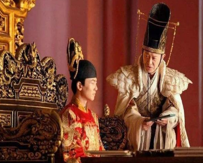 魏忠贤临死前告诫崇祯八个字 只可惜崇祯没有听