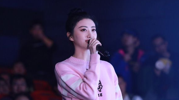 《绿皮书》剧情主要讲述了什么？是景甜主演的吗