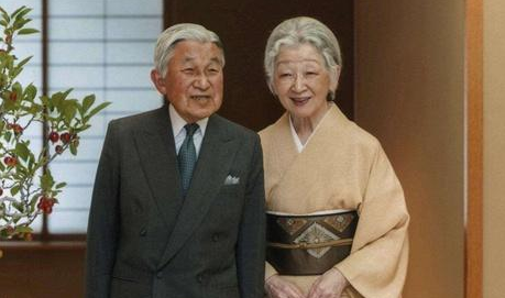 日本的天皇有实权吗？天皇每天要做哪些事情！