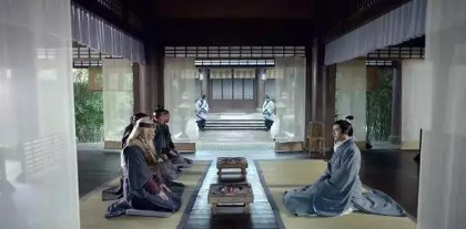 现代的椅子究竟是什么时候出现的 椅子是怎么演变过来的呢