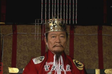 为什么中国古代王朝不能突破300年？相较日本中国有哪些矛盾？