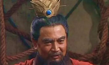 曹魏麾下最牛的武将，三战关羽都不落下风，曹操把妹妹都嫁给他了 