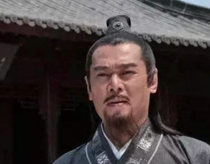 冯道经历了4个朝代，曾侍奉过10个皇帝却被后人骂