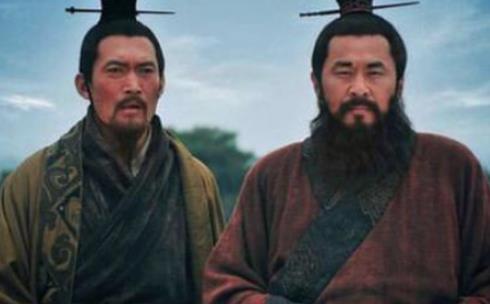 号称卧龙的诸葛亮，曹操没想过去请他吗？