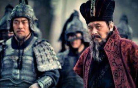 曹操为什么看不上诸葛亮?是什么原因导致的
