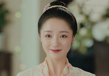 《小娘惹》菊香和月娘是同一个人吗？