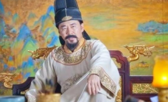 赵匡胤的“重文轻武”对后世朝代都有哪些深刻影响？
