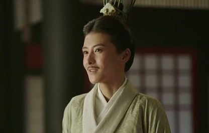 曹操想把何晏收为亲儿子，为何却被何晏拒绝了呢？