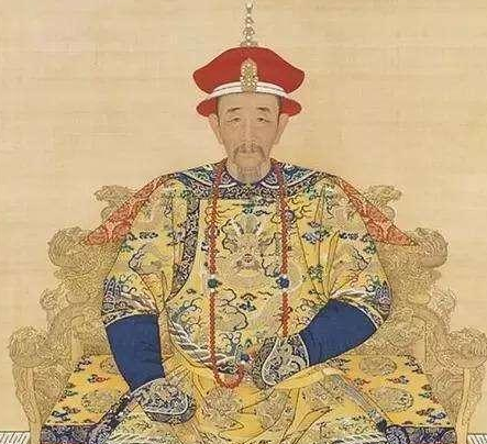 面对噶尔丹康熙都没有让位 在面对俄国康熙为什么让步了