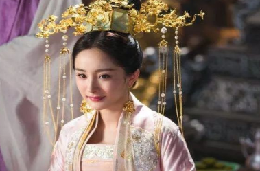 孟皇后传奇的一生：历经三废两立，两次垂帘听政挽救大宋