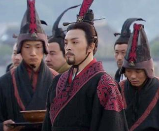 秦朝为什么仅维持15年的统治？灭亡的原因是什么