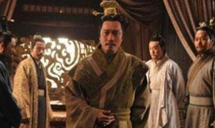 成语“削足适履”是由哪个历史人物引申出来的？它的原意是什么？