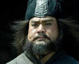 吕布偷袭徐州成功后，为什么会放过骂他三姓家奴的张飞？