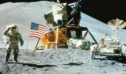 美国宇宙飞船第二次登月