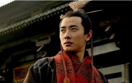 如果汉献帝当初落在刘备的手里，是否会比曹操好一些？