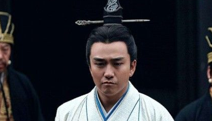 出身“弘农杨氏”的门阀士族，杨修怎么被曹操杀了呢？